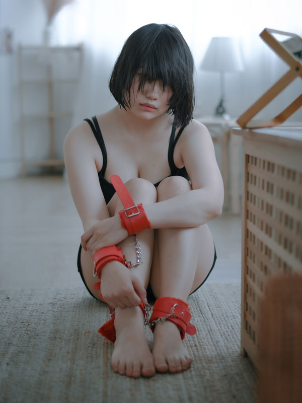 Mimmi (밈미): White (136 photos) Sexy Girl