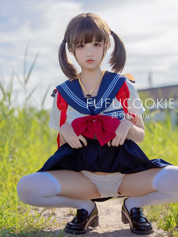 曲奇软fufu: 短T牛仔裤 (53 photos) Sexy Girl