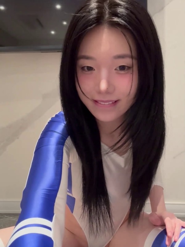 Yeon Woo (연우): 딜도+간호사 6V [온팬] (18 photos + 6 videos) Sexy Girl