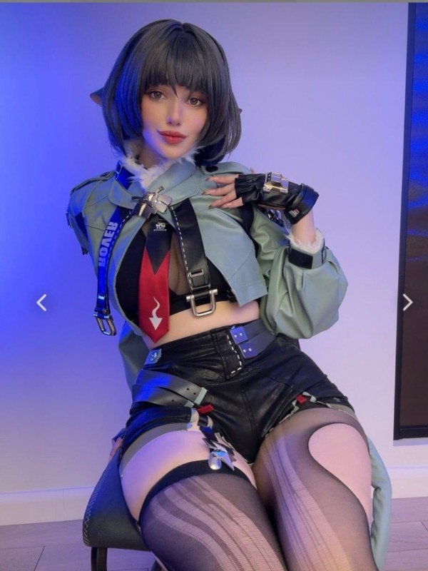 Alina Becker: Malenia (Elden Ring) (9 photos) Sexy Cosplay