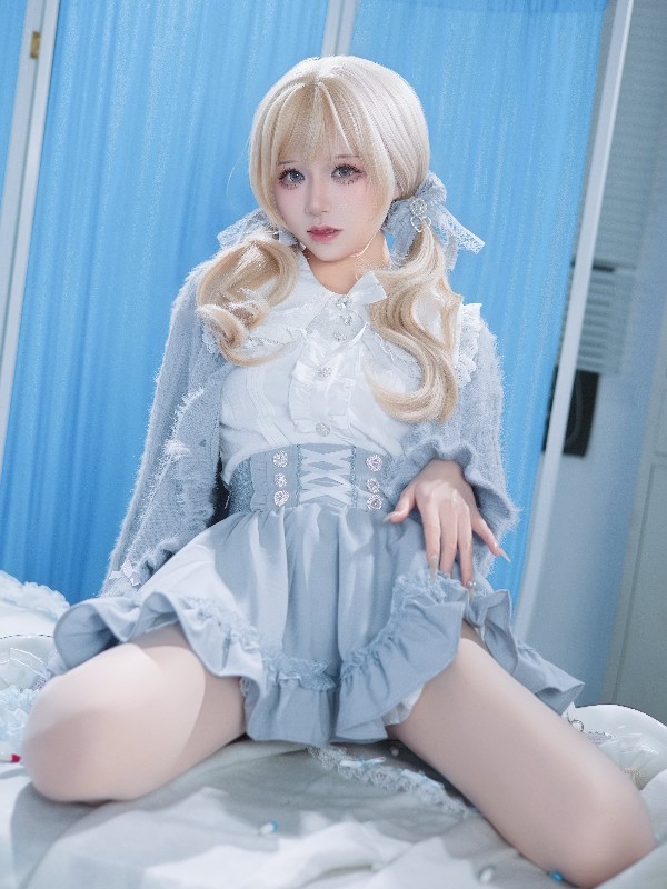 封疆疆v: 泳装捏 (12 photos) Sexy Cosplay
