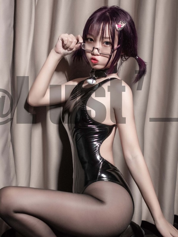 柒柒要乖哦: 天台学姐 (80 photos + 1 video) Sexy Girl