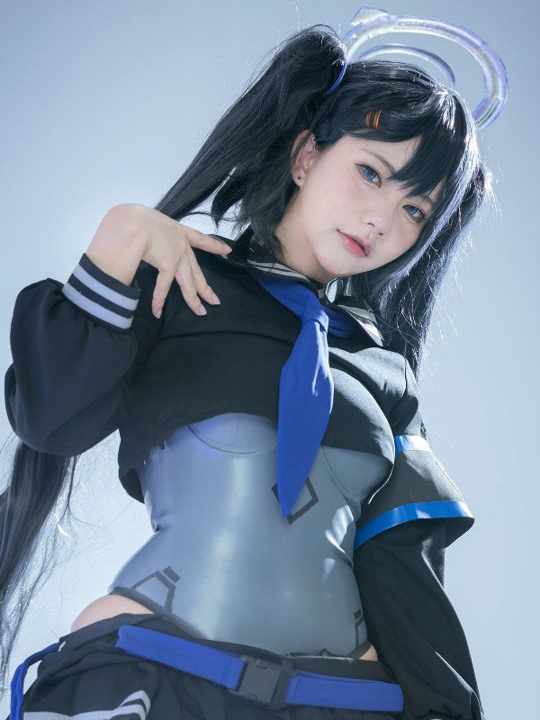 是一只熊仔吗: 镜月 (40 photos) Sexy Cosplay