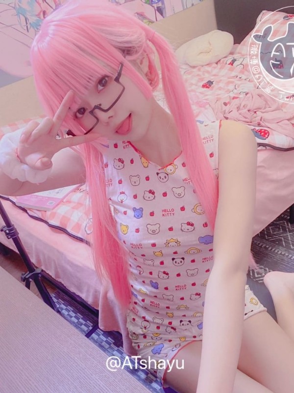 AT鲨: 喵喵觐见 (50 photos) Sexy Cosplay