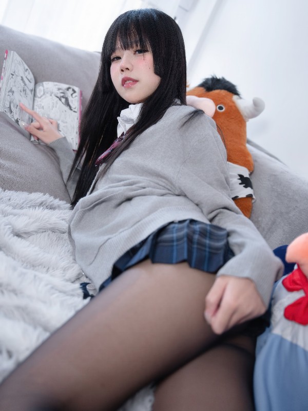清水凪: 小鸟游星野 (88 photos) Sexy Cosplay