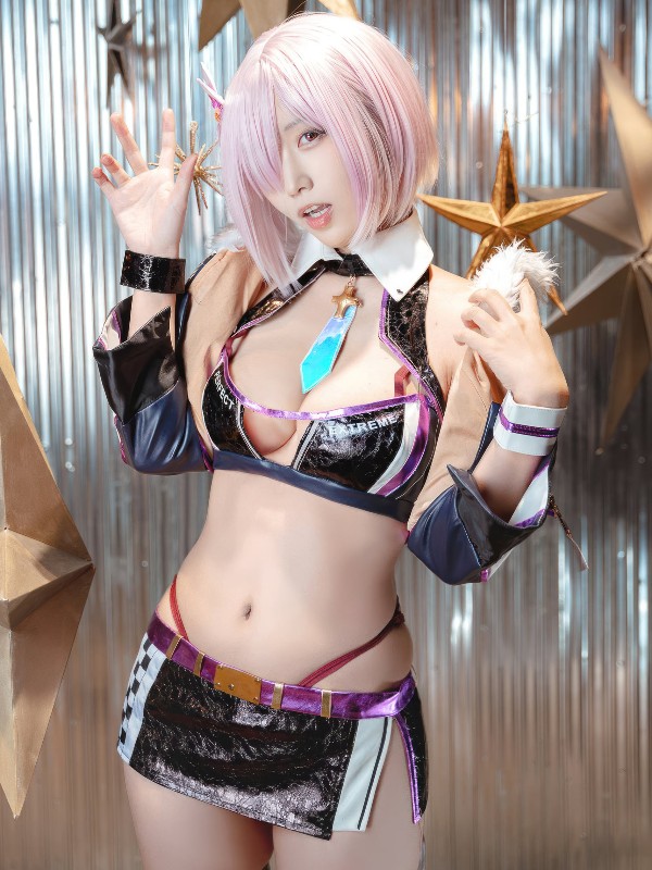 切切Celia: 兴登堡 (38 photos) Sexy Cosplay