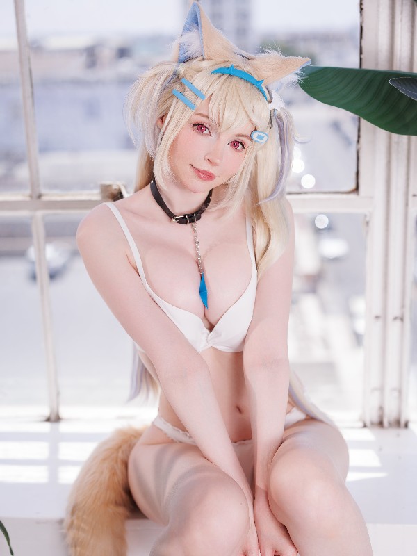 PeachMilky: Invisible Woman (Susan Storm) Swimsuit (Fantastic Four (Marvel)) (25 photos) Sexy Cosplay