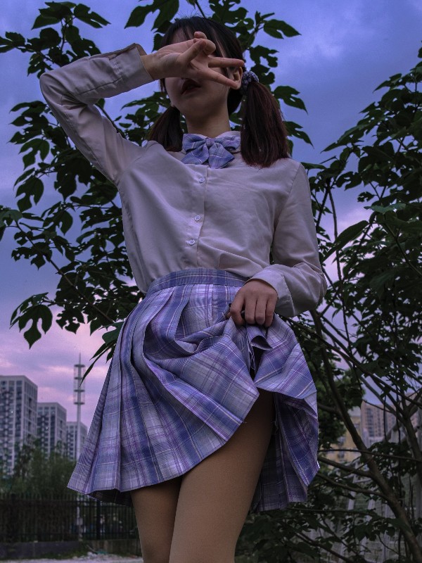 [森萝财团写真] 内部写真 小夜 40D闪闪舍宾袜 (79 photos) Sexy Girl