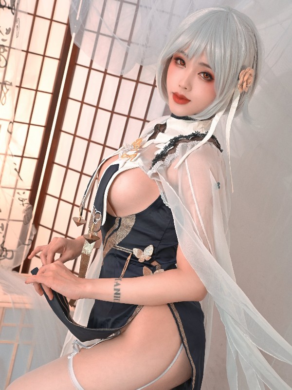 钛合金TiTi: 2B (30 photos) Sexy Cosplay
