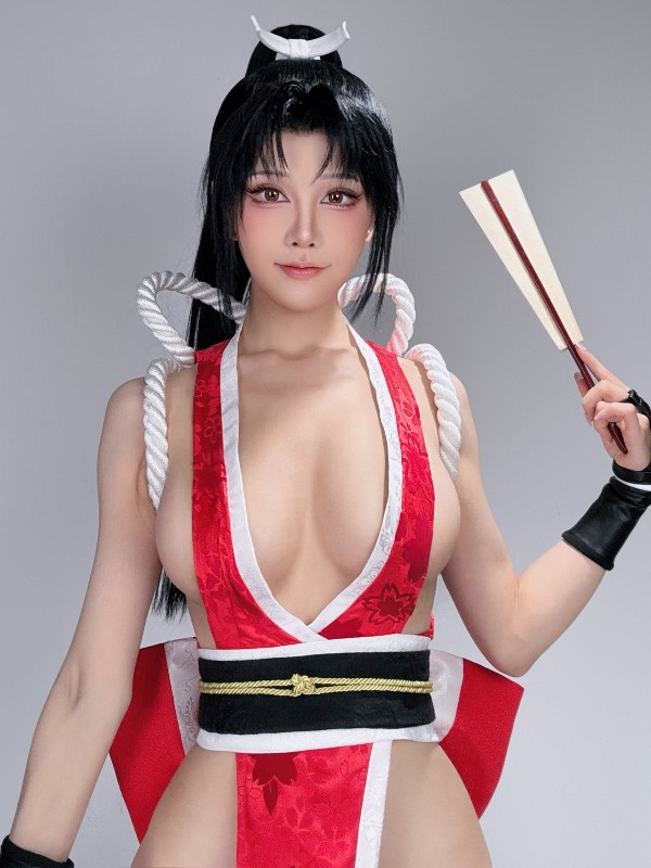 水淼Aqua: 原神 ナヴィア Navia (57 photos) Sexy Cosplay