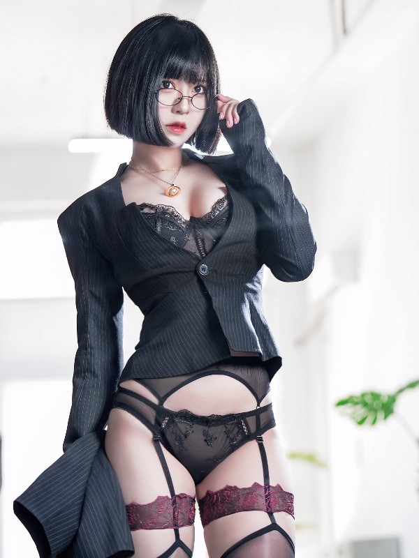絞肉姬Walküre: 少女喜多川海梦 (42 photos) Sexy Cosplay