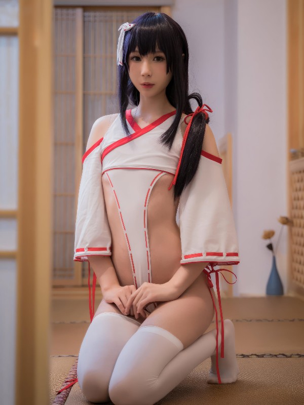 西园寺南歌: 碧蓝航线 光辉旗袍 (24 photos) Sexy Cosplay