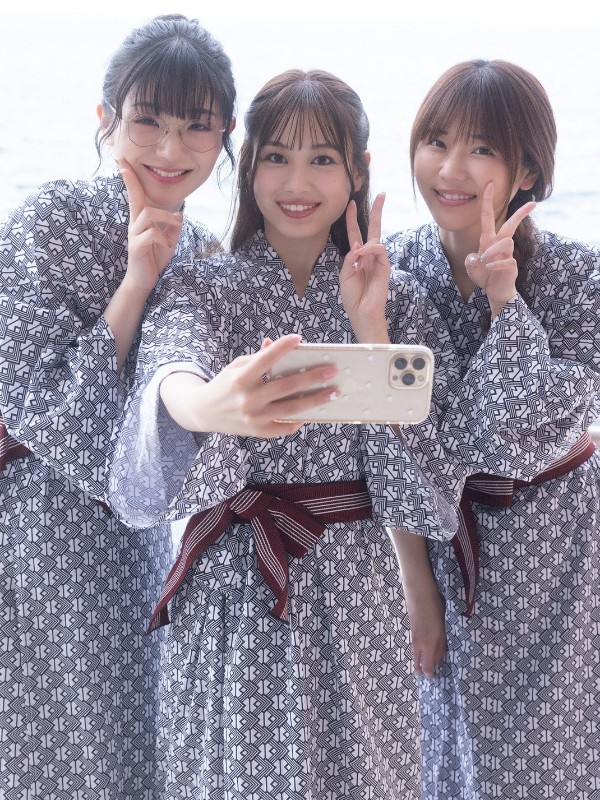 Yui Ito (伊藤優衣): With YUI (82 photos) Sexy Girl