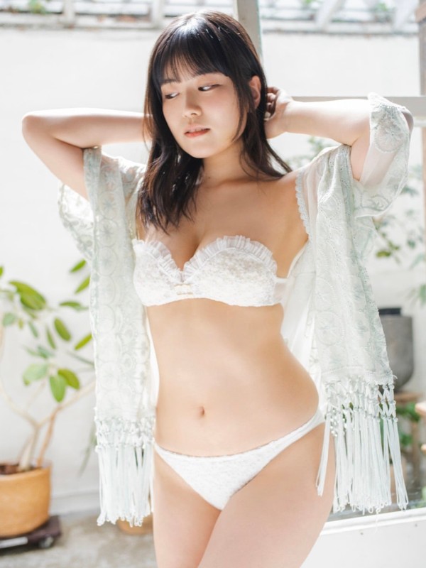 [JP] Ikenaga Yuri (池永百合): FRIDAYデジタル写真集 どえりゃあ可愛い♡ (62 photos) Sexy Girl