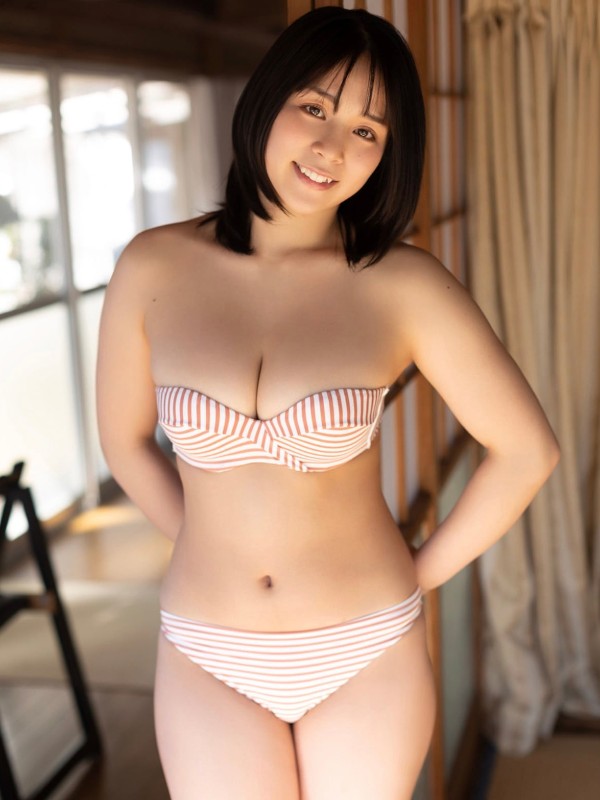 [JP] エリマリ姉妹: FRIDAY Monthly Girl 055 Erika&百瀬まりな (103 photos + 1 video) Sexy Girl