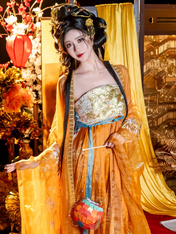 ZinieQ: Keqing Bikini (15 photos) Sexy Cosplay