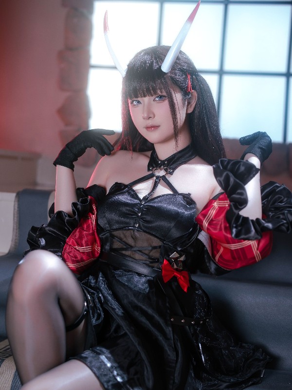 屿鱼: 海外自拍 (14 photos) Sexy Cosplay