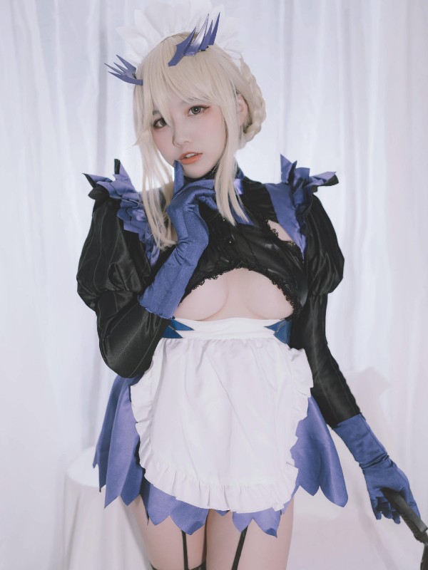 阿半今天很开心: 玛修同人体操服 (20 photos) Sexy Cosplay