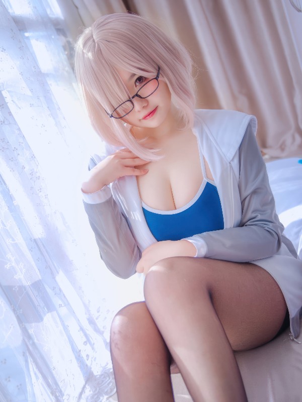阿半今天很开心: 靡烟恶魔 (34 photos) Sexy Cosplay