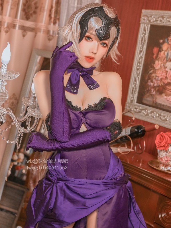 钛合金TiTi: 血滴子 (27 photos + 3 videos) Sexy Cosplay