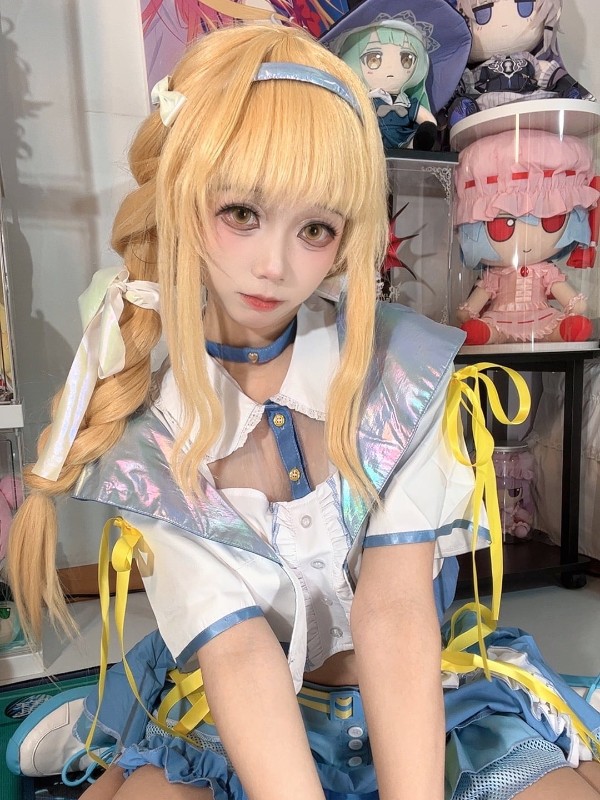 白栎Shirly: 崩坏：星穹铁道 流萤女仆 (66 photos + 8 videos) Sexy Cosplay