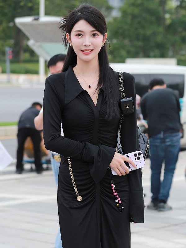 [精选街拍作品] No.5387 豹纹丝袜 (251 photos) Sexy Girl