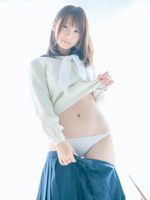 [JP] Moe Iori (伊織萌): FRIDAYデジタル写真集 2024.07.25 らぶがあふれる (101 photos) Sexy Girl