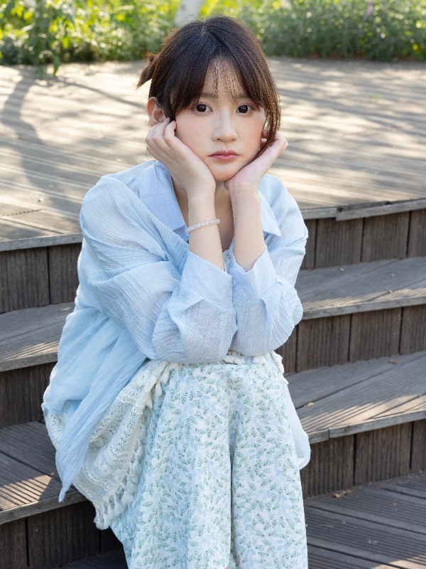 [她们印象] No.019: 小爱 (155 photos + 1 video) Sexy Girl