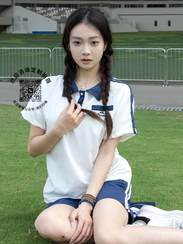 [她们印象] No.018: 小点心 (174 photos + 1 video) Sexy Girl