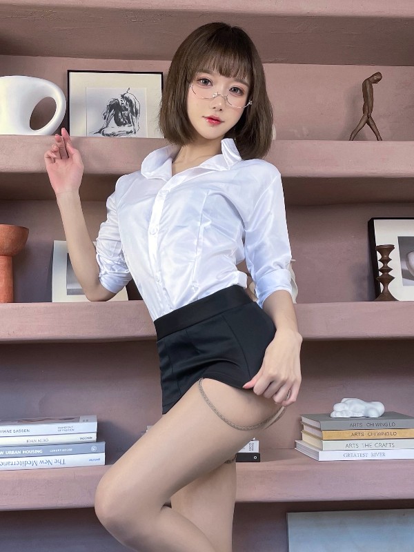 阿包也是兔娘: 小葡萄 (27 photos) Sexy Cosplay