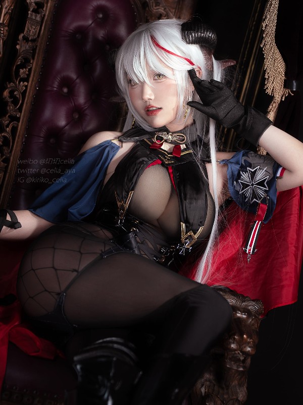 切切Celia: 镇海 (32 photos) Sexy Cosplay