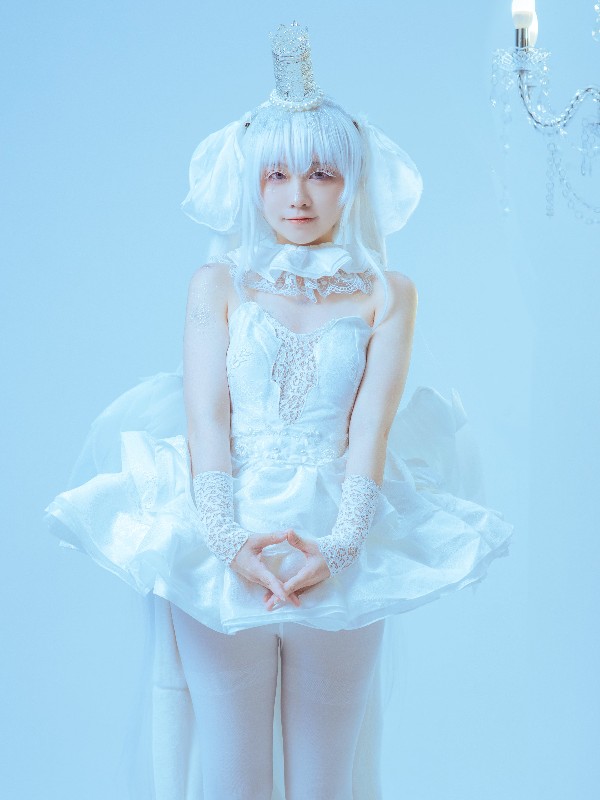 G44不会受伤 Vol.080: 水兰儿宅T (23 photos) Sexy Cosplay