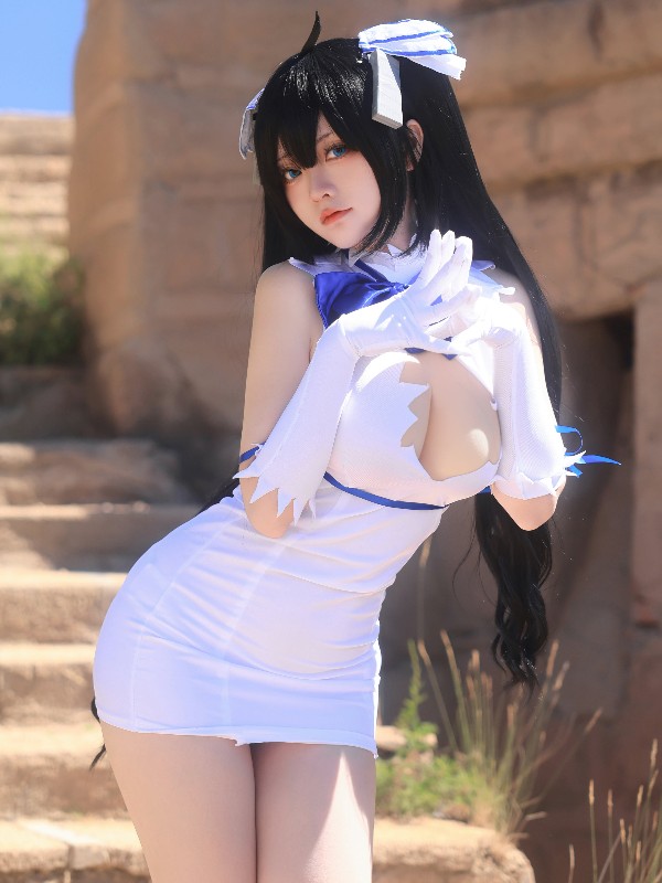 G44不会受伤: 阿黛尔 万圣 (39 photos) Sexy Cosplay