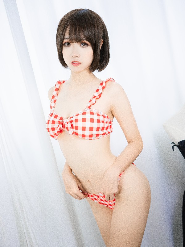 Momoko葵葵: 铃白 (21 photos) Sexy Cosplay