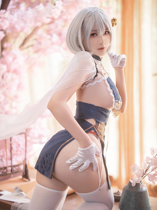 樱落酱w: 圣路易斯礼服 (24 photos) Sexy Cosplay