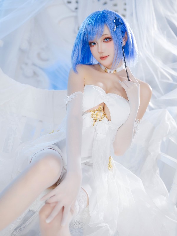 瓜希酱: 碧蓝航线 光辉 (12 photos) Sexy Cosplay