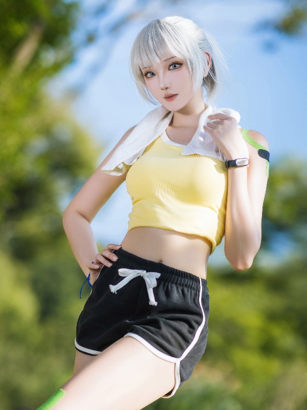 瓜希酱: 长离必胜客 (鸣潮) (18 photos) Sexy Cosplay