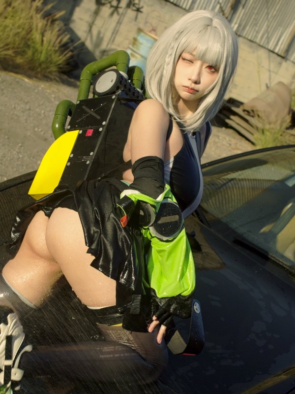 wendydydydy_酱油: 超天酱 (20 photos) Sexy Cosplay