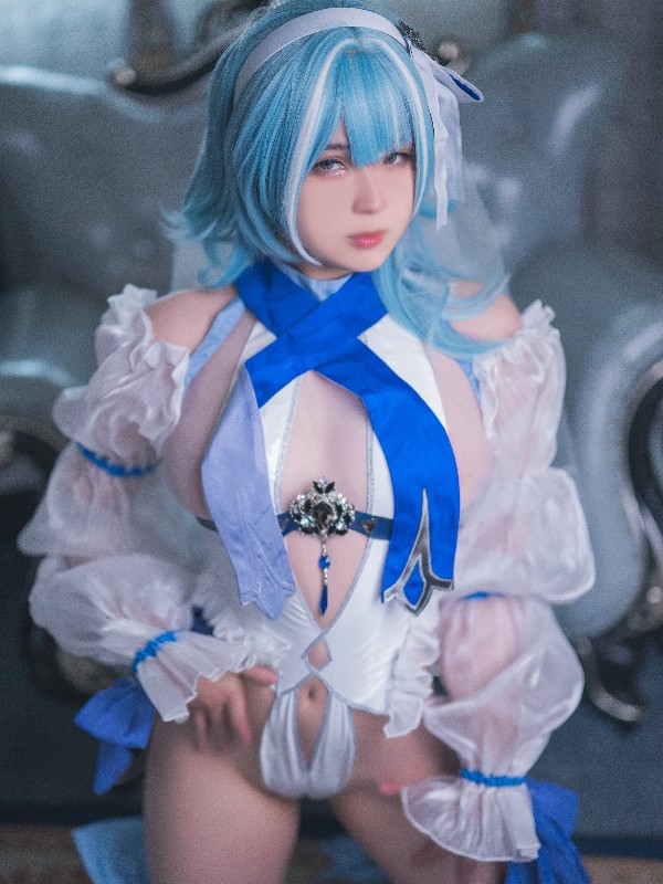 Hatori Sama: Ichinose Asuna (Blue Archive) (11 photos) Sexy Cosplay