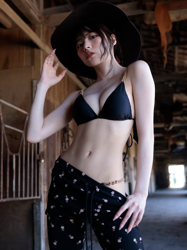 [JP] Usa Hiiragi (宇咲):「ここだけ…」【ヤングチャンピオンデジグラ】 (90 photos) Sexy Girl