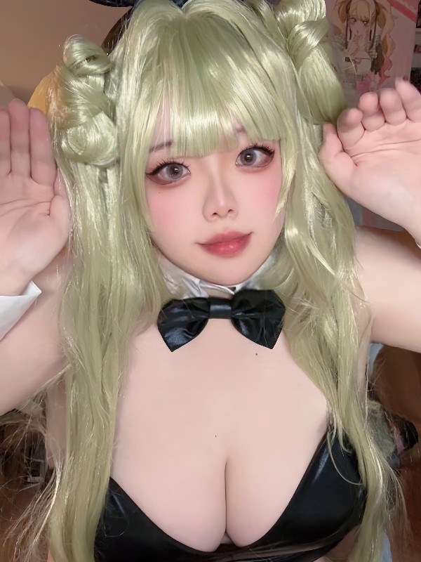 Miniyeou: Bocchi (Bocchi the Rock!) (15 photos) Sexy Cosplay
