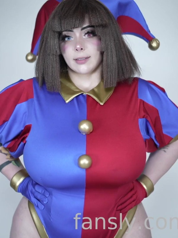 Momokun: Trixie Tang (1 video) Sexy Cosplay
