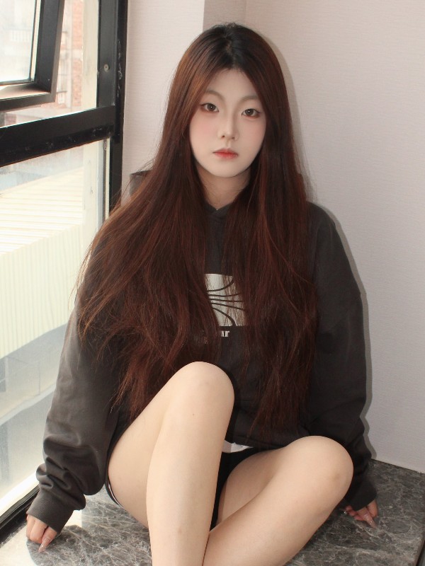 [Private Photoshoot] 芳芳: 长腿御姐户外 全尺度私拍 (197 photos + 1 video) Sexy Girl