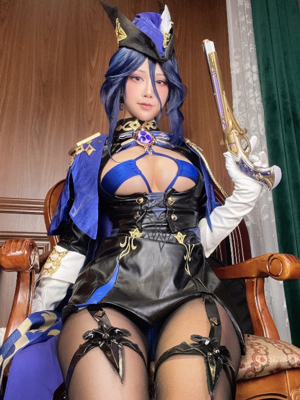 水淼Aqua: 剑之圣女 (133 photos) Sexy Cosplay