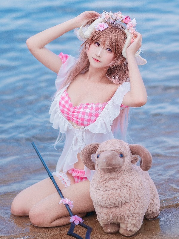 三度_69: 2025新年自拍套装 (62 photos) Sexy Girl