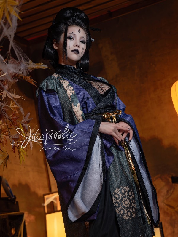 黏黏团子兔: 特典-万圣节看护士 (40 photos + 1 video) Sexy Cosplay