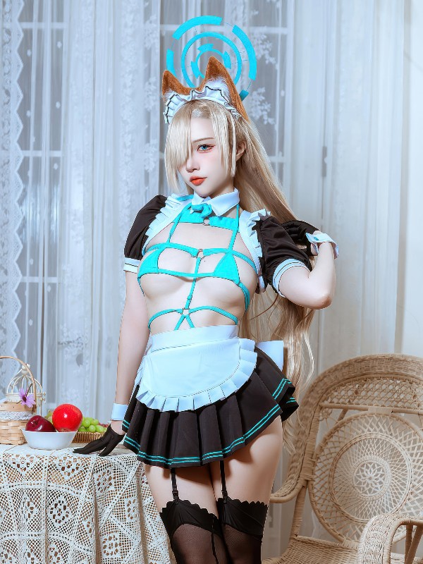 二佐Nisa: 蔚蓝档案 明日奈女仆 (30 photos) Sexy Cosplay