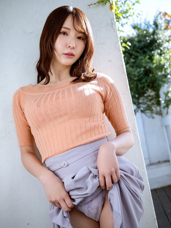 [JP] Yuuka Niizuma (新妻ゆうか): [Graphis] First Gravure Vol.3+4+5 (60 photos) Sexy Girl