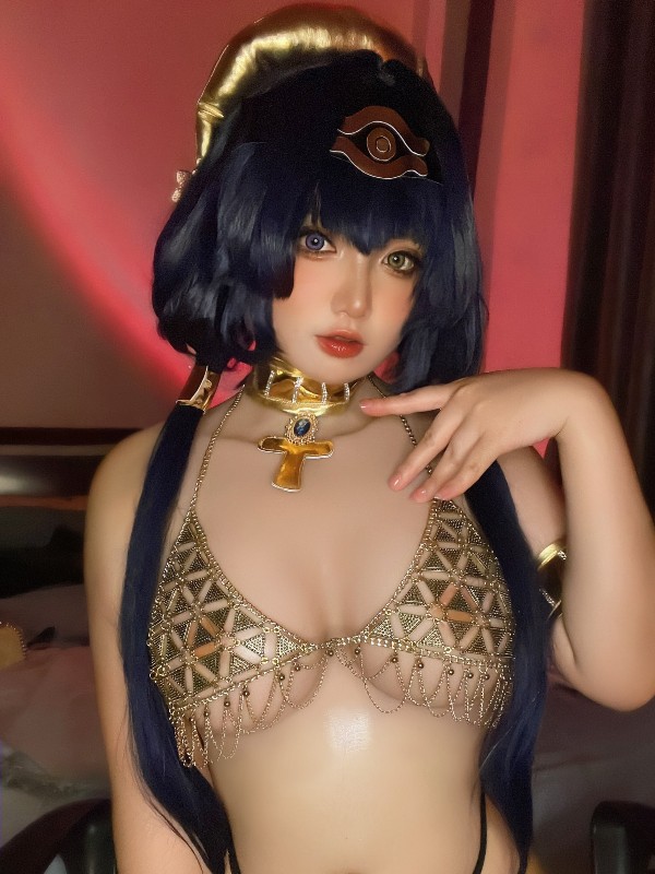 Maria Desu: Yor Forger (Spy x Family) (16 photos) Sexy Cosplay
