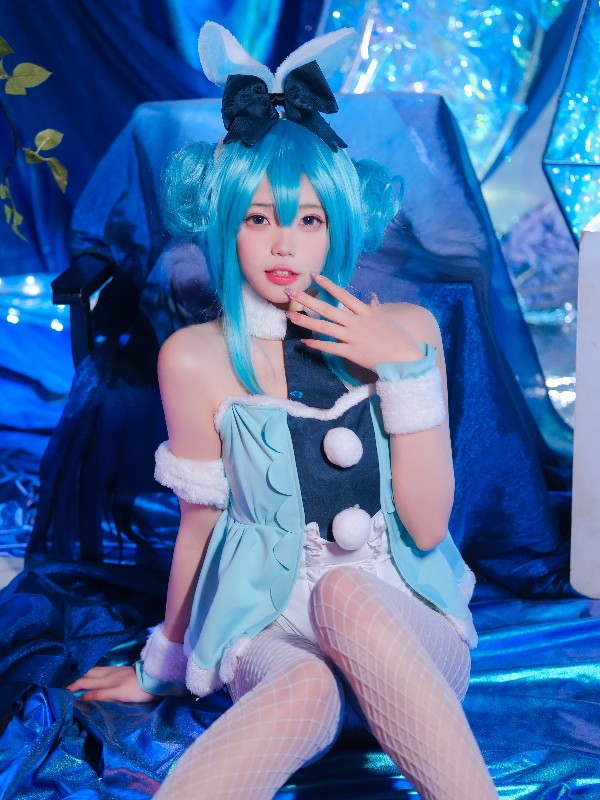 黏黏团子兔: Night兔女郎 (21 photos) Sexy Cosplay